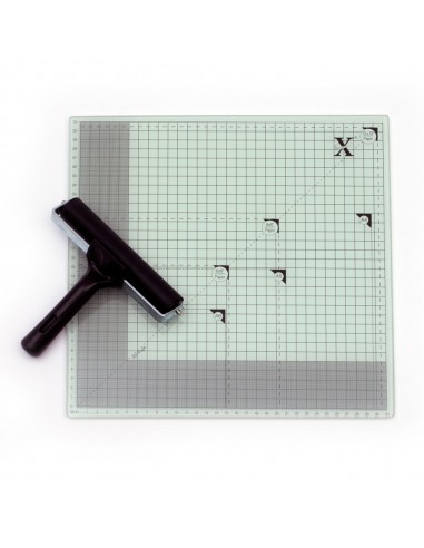 TABLA DE CORTE DE VIDRIO 30 X 30 CM. + RODILLO XCUT- XCUT-ARTWAY