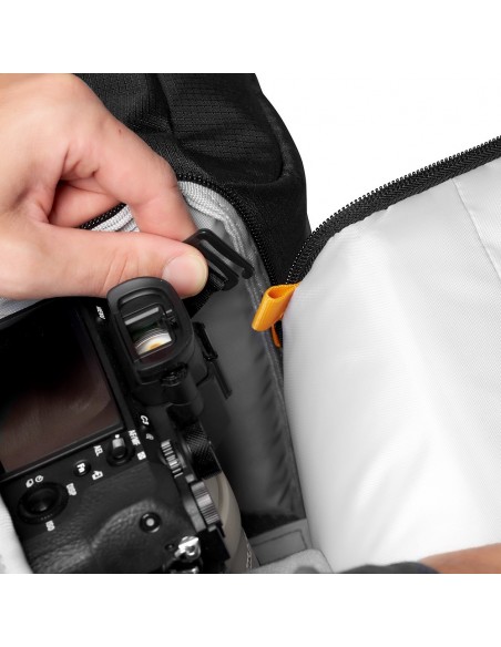 MOCHILA FASTPACK BP 250 AW III LOWEPRO - LP37333-PWW/ LP37332-PWW