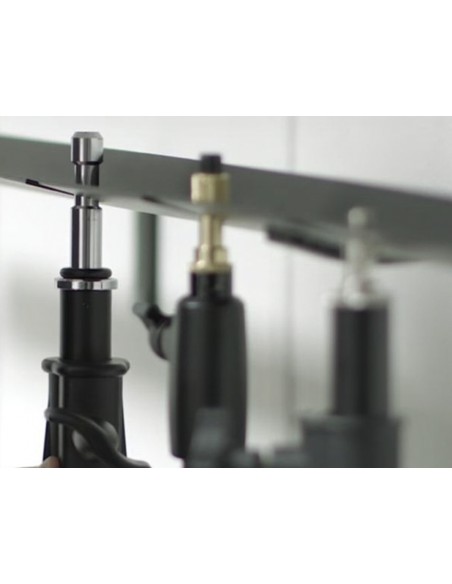 SOPORTE DE PARED PARA 8 PIES ESTUDIO MANFROTTO- MF027