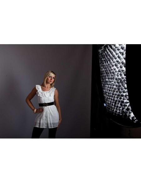 NIDO DE ABEJA O GRID DE TELA PARA EZYBOX HOTSHOE 54 X 54 CM MANFROTTO - LLLS2962